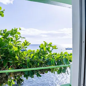Ocean's Edge Restaurant & Bar Roseau